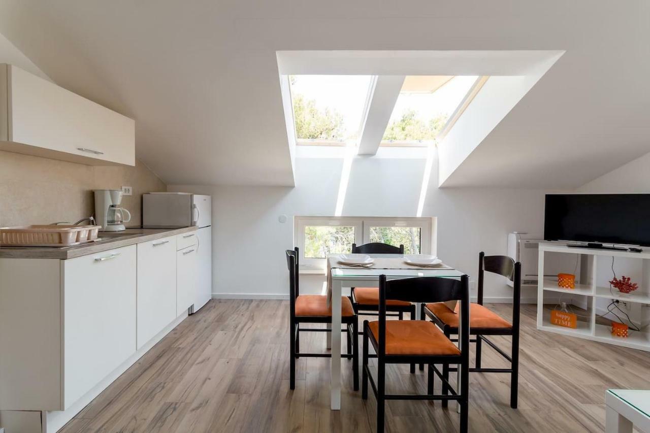 Apartments Beach House Villa Премантура Екстериор снимка