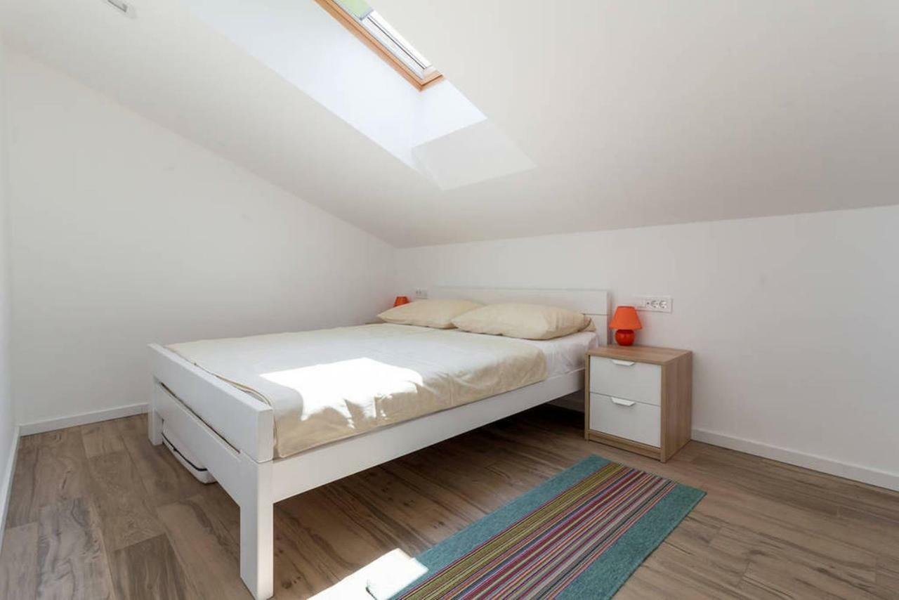 Apartments Beach House Villa Премантура Екстериор снимка